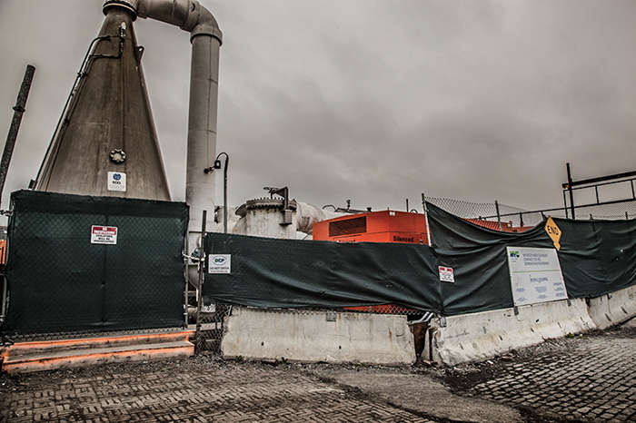 gowanus_DEP-site.jpg

The site of pumps with fresh water via tunnel from
the East River. c2012 : Gowanus Canal - Brooklyn, NY : Clayton Price Photographer