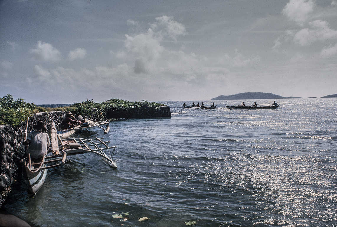 3153-12.jpg
Boat leaving to join the surround. : Kapinga Fish Surround : Clayton Price Photographer